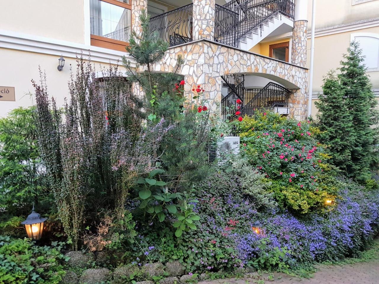 Club Unicum Apartamento Hévíz Exterior foto